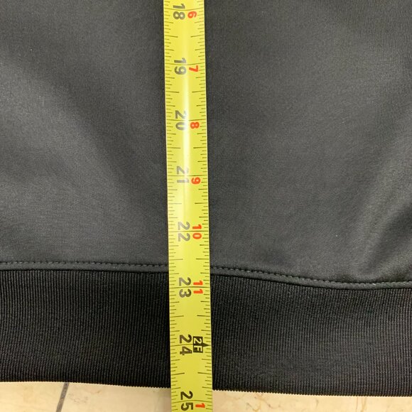 Guess Los Angeles Women's Black Fleece Jacket. - Picture 14 of 14